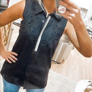 Edgy Western Detailed Tank